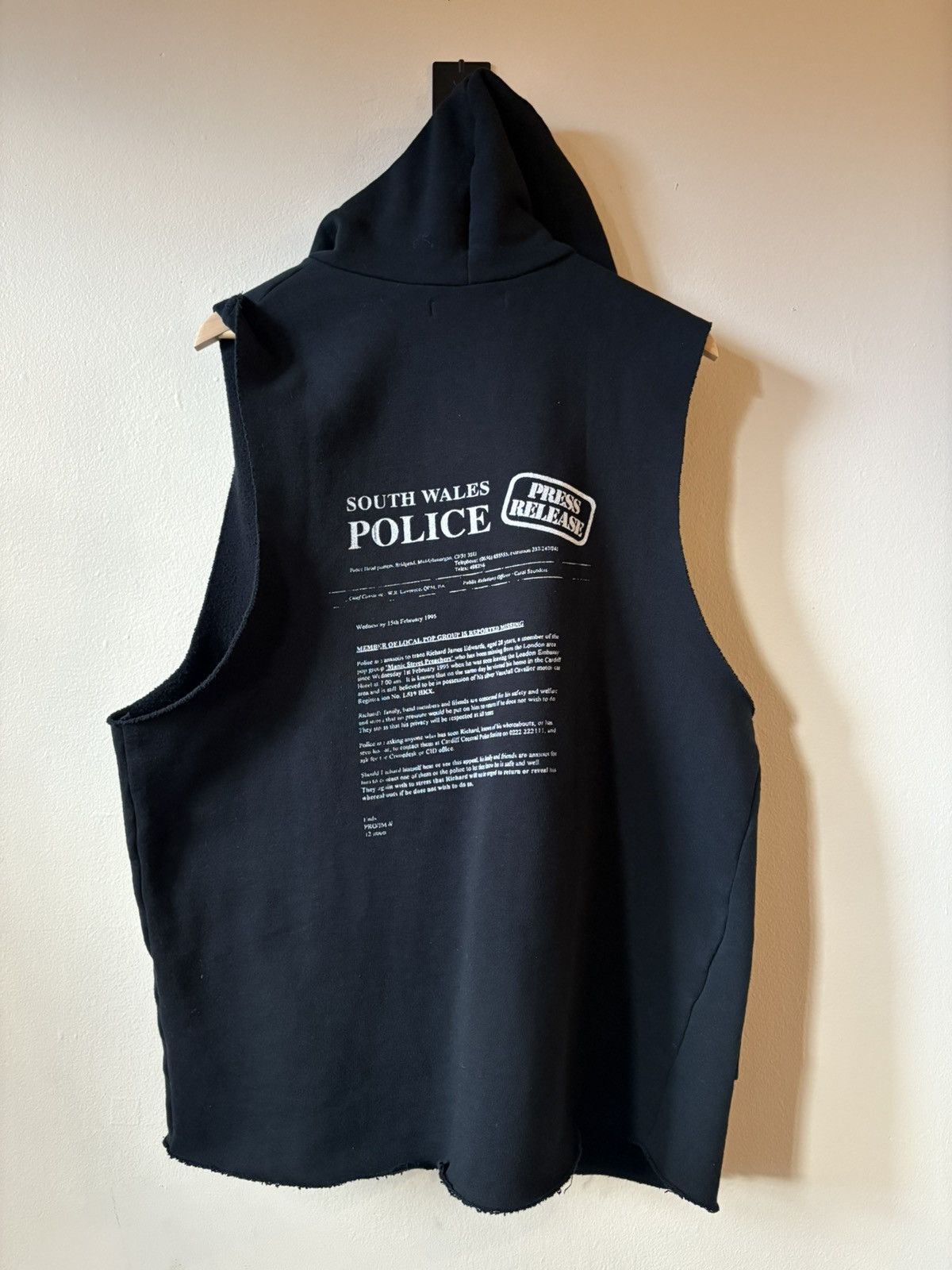 Raf Simons Raf Simons AW01 Riot Gilet Size US L / EU 52-54 / 3 - 1 Thumbnail
