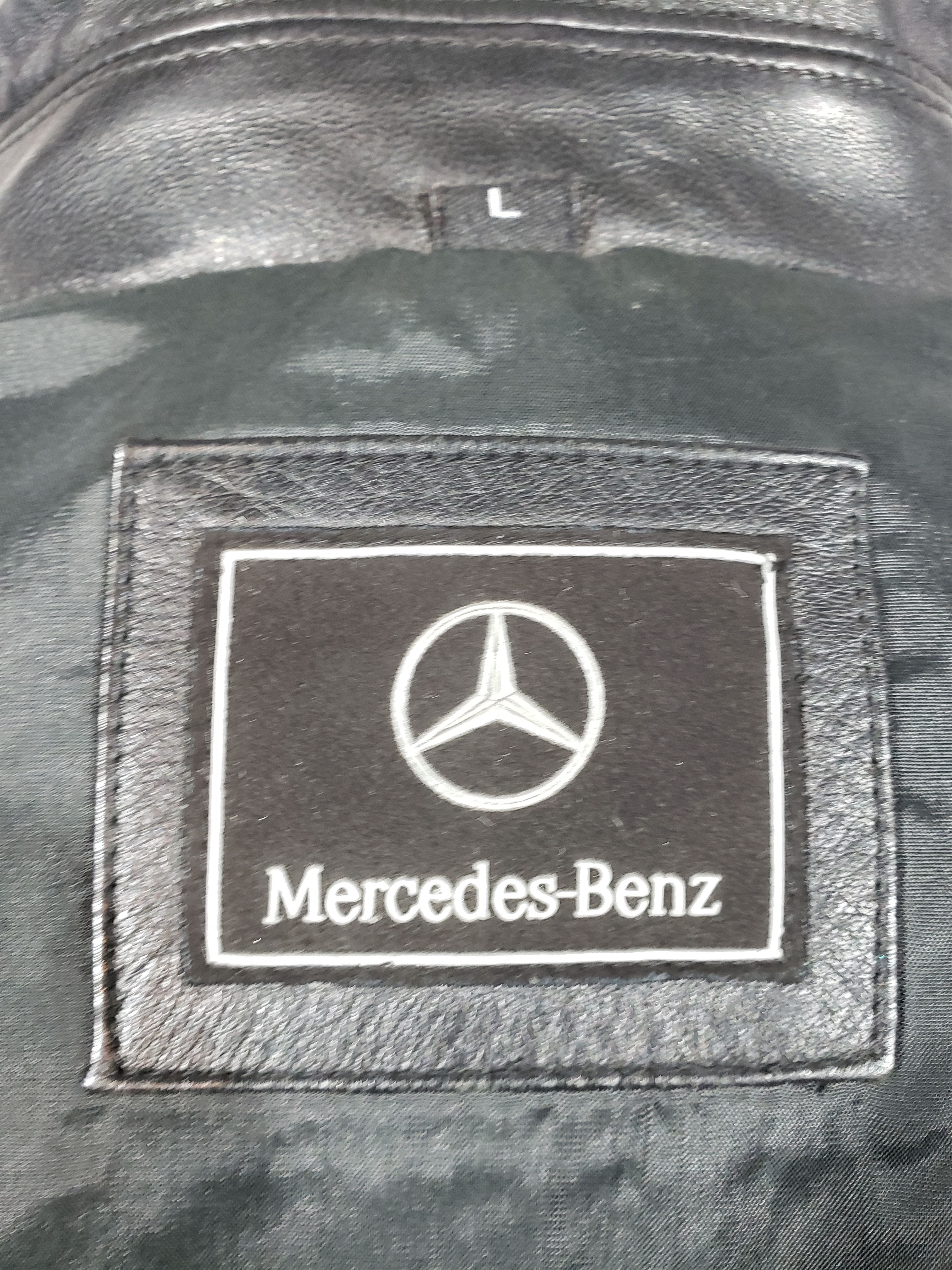 Mercedes-Benz Leather jacket with a zipper and convenient pockets. Size US L / EU 52-54 / 3 - 8 Thumbnail