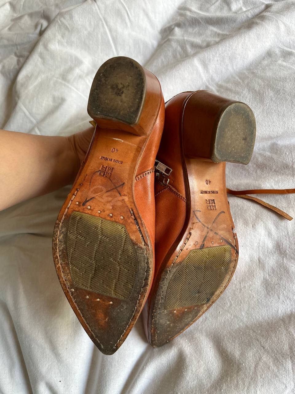 MoMA Moma cognak color leather women's ankle boots made in Italy Size US 9.5 / IT 39.5 - 11 Thumbnail