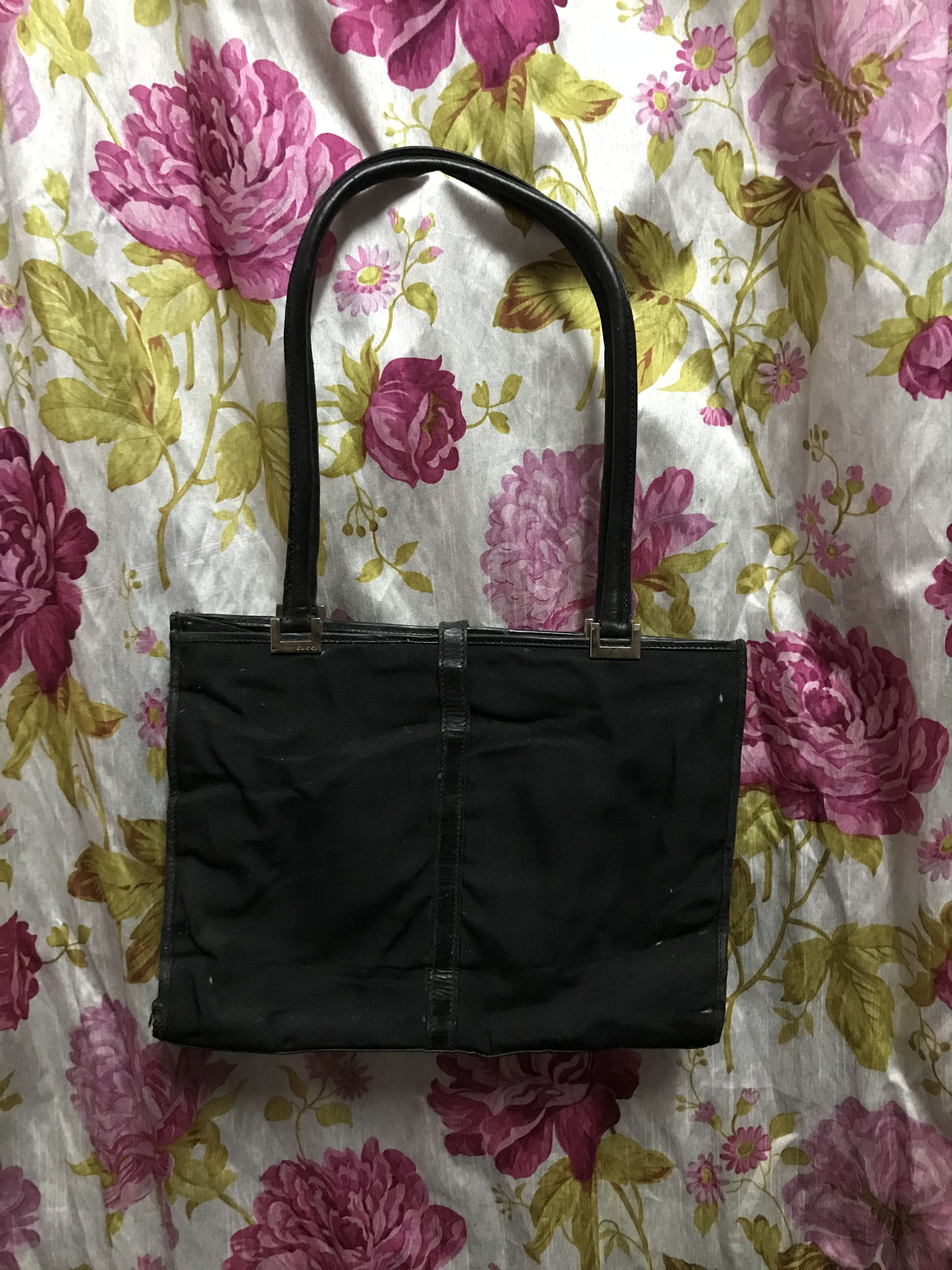 Gucci Authentic Gucci Black Bag Size ONE SIZE - 2 Thumbnail