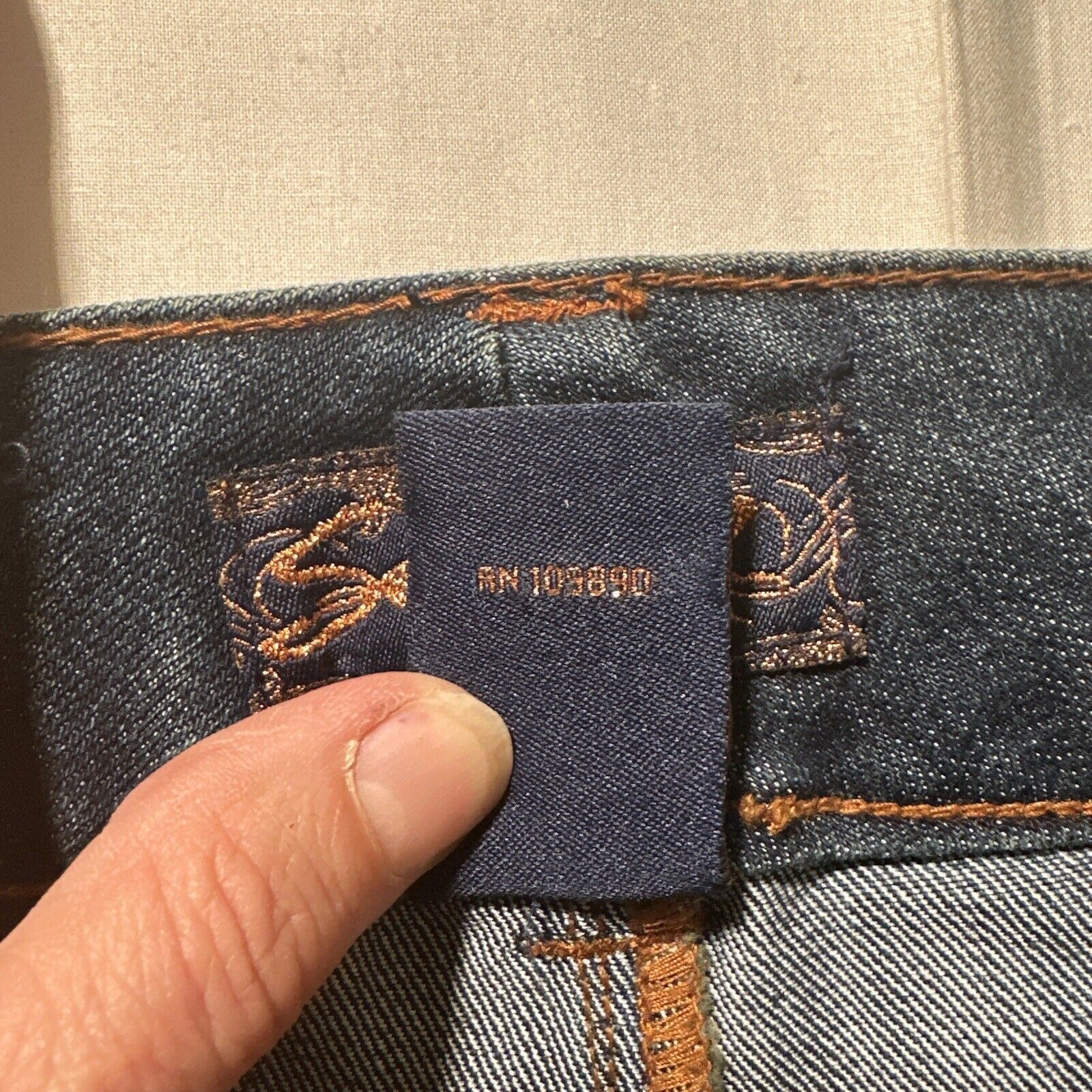 Seven 7 Seven7 Blue Jeans Sz 28 Bell Bottoms Boot Cut BOHODark Wash Size 28" / US 6 / IT 42 - 11 Thumbnail