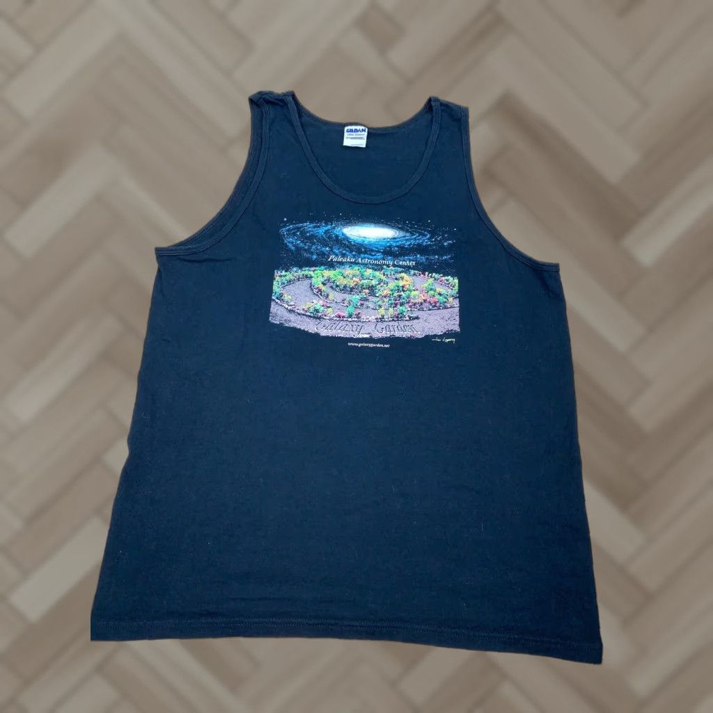 Gildan Gildan T-Shirt Black Galaxy Space Logo Paleaku Astronomy Center Galaxy Garden Graphic Tank Top L Mens Size L Size US L / EU 52-54 / 3 - 1 Thumbnail