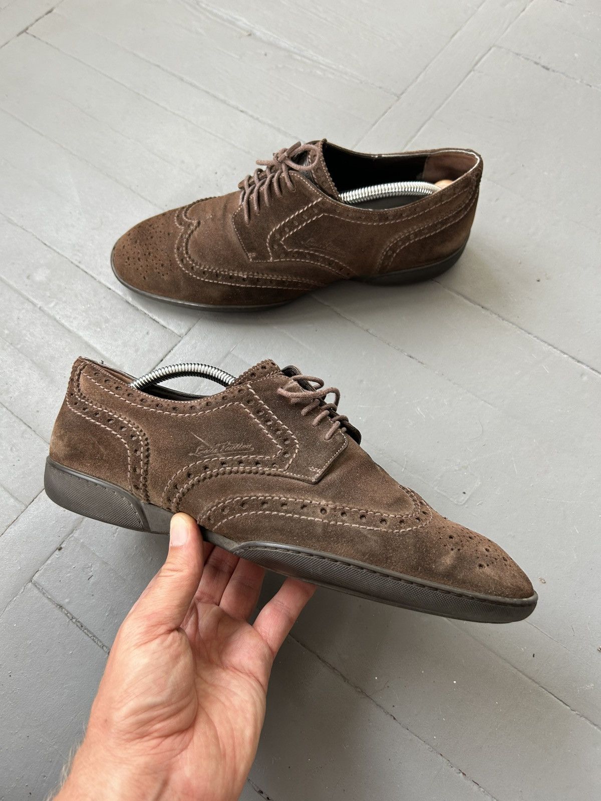 Louis Vuitton Louise Vuitton suede loafers sneakers Size US 9 / EU 42 - 4 Thumbnail