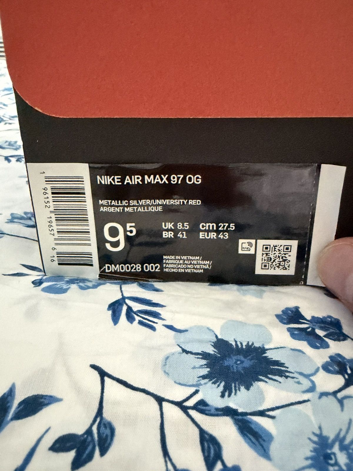 Nike Air Max 97 'Silver Bullet' 2022 Size US 9.5 / EU 42-43 - 2 Thumbnail