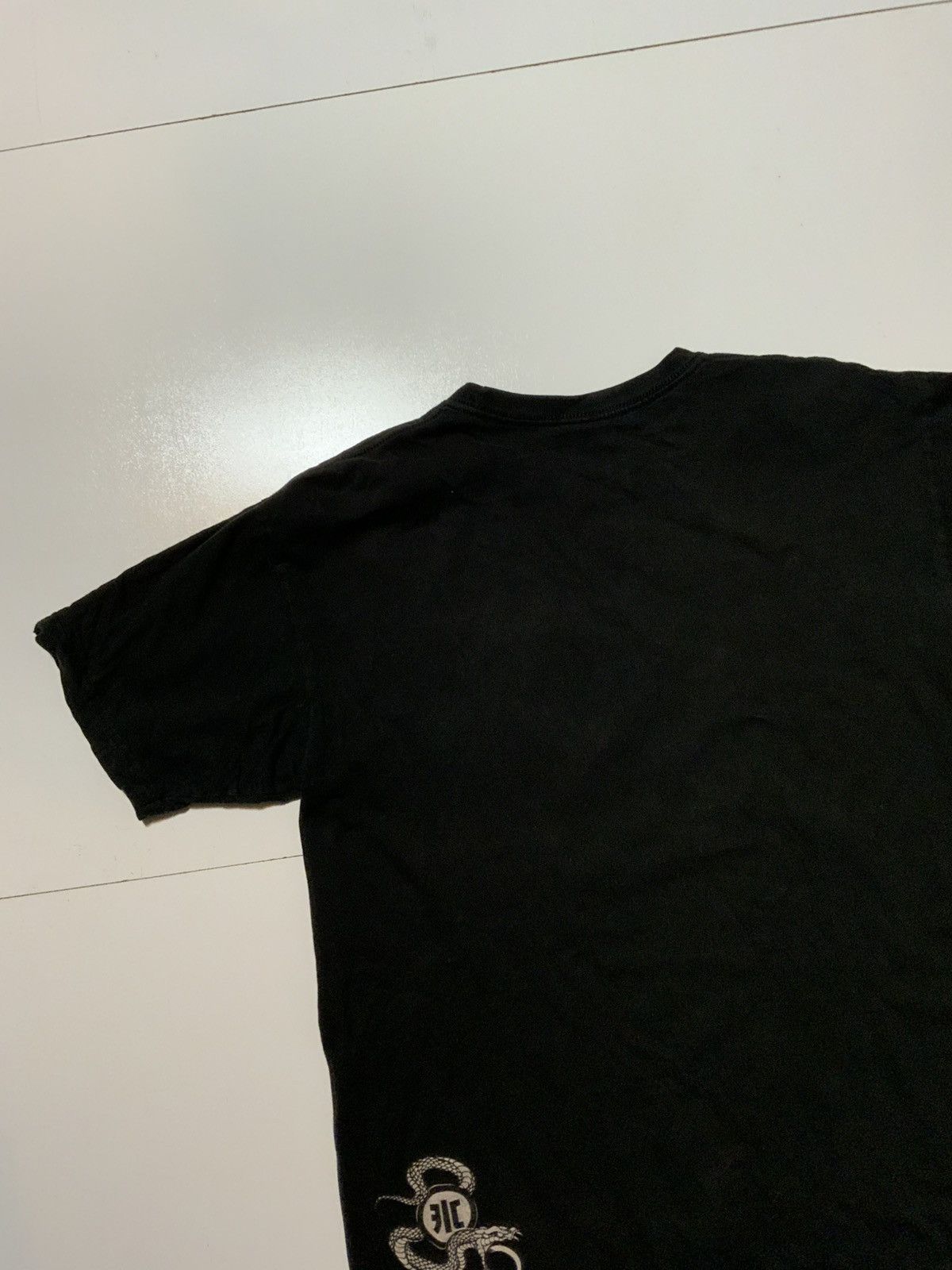 Other Fumanchu Clothing Ichiban Snake Y2K Graphic Hawaii T-Shirt Size US L / EU 52-54 / 3 - 5 Thumbnail