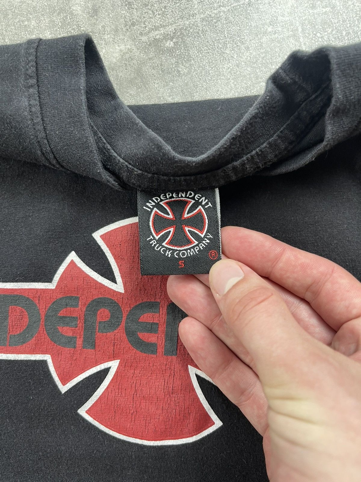 Independent Truck Co. Vintage Independent T-Shirt Built To Grind Skateboarding Size US S / EU 44-46 / 1 - 5 Thumbnail
