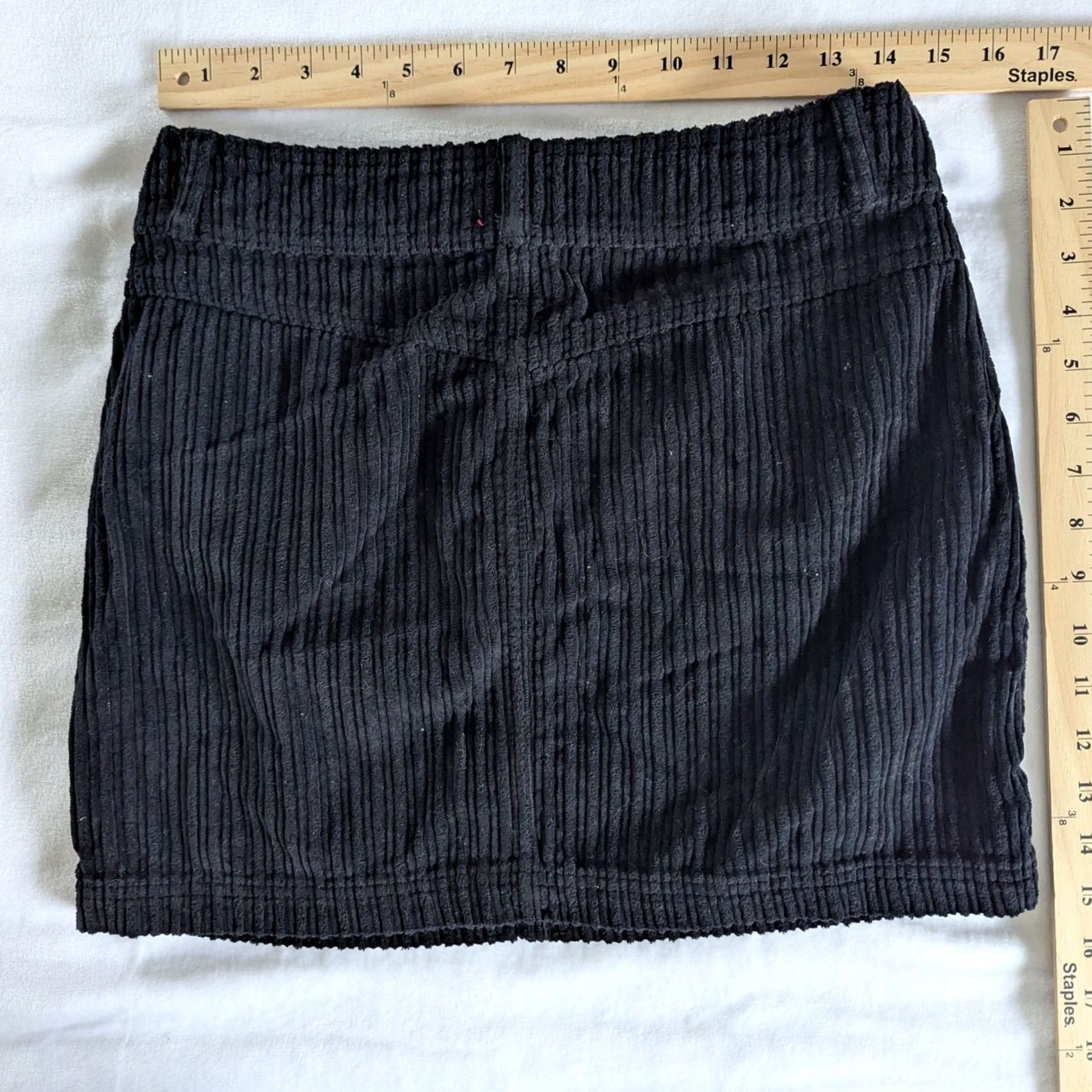 Urban Outfitters BDG Urban Outfitters Black Corduroy Mini Skirt Women's M Vintage? No Size 32" / US 10 / IT 46 - 3 Thumbnail