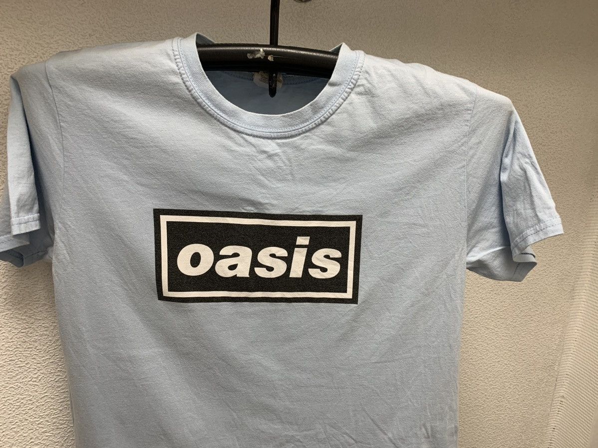 Band Tees Oasis vintage rock t-shirt M sz box logo Size US M / EU 48-50 / 2 - 2 Thumbnail