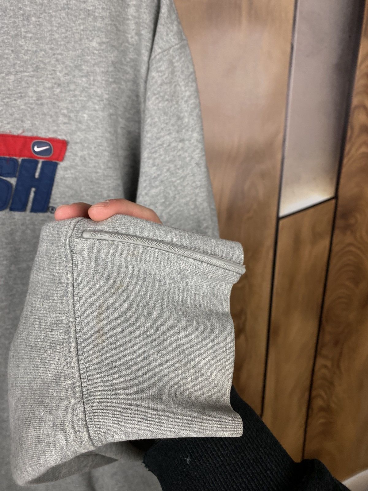 Nike 🔥Vintage Hoodie Nike NSW Swoosh Big Logo Tee🔥 Size US L / EU 52-54 / 3 - 9 Thumbnail