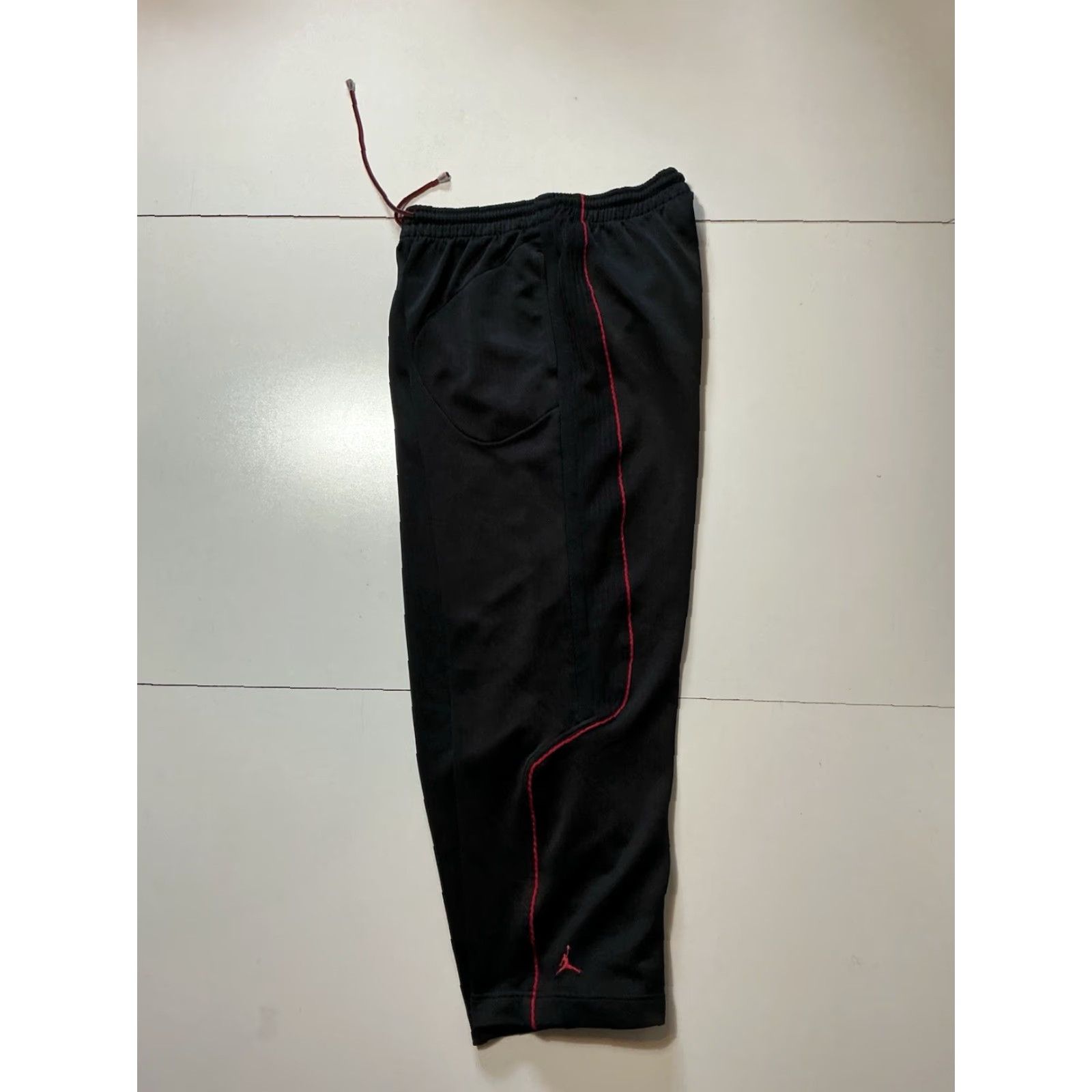 Jordan Brand VINTAGE Air Jordan Track Pants Sz. L Black Red Striped Jumpman 23 Mens Pants Warm Up 90s 00s Size US 33 - 4 Thumbnail