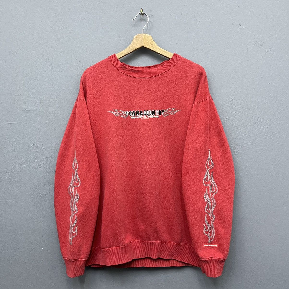 Other Town & Country Surf Flames Crewneck Sweatshirt Size US XL / EU 56 / 4 - 1 Thumbnail