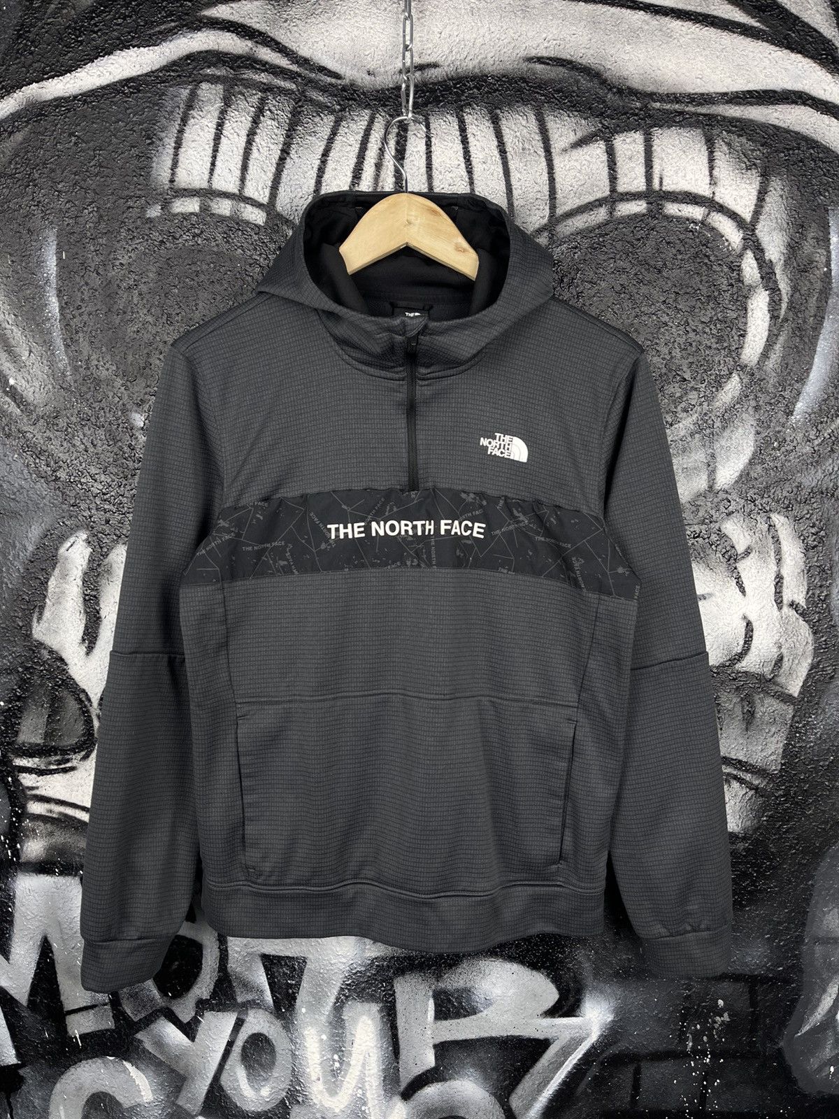 The North Face The North Face Front Logo Grey Hoodie Men’s Size Small Size US S / EU 44-46 / 1 - 17 Thumbnail