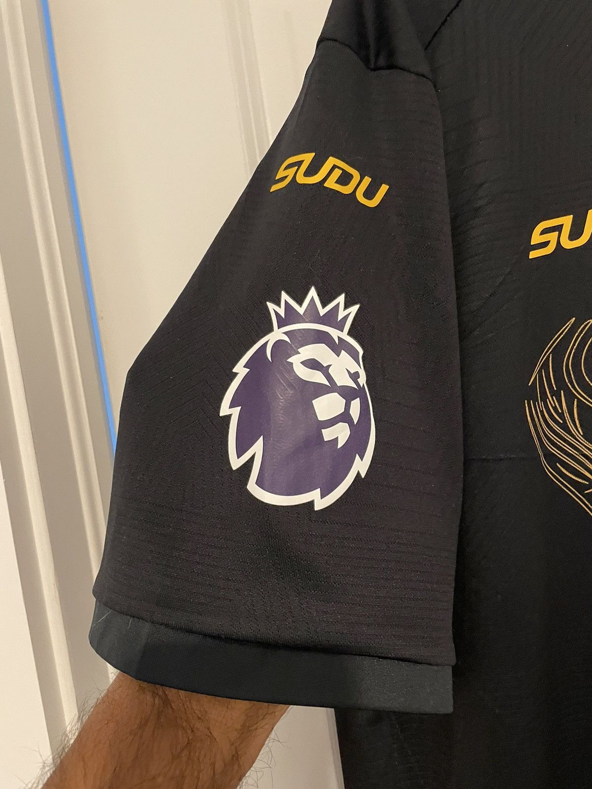Other Wolves Cunha 24/25 Away Kit Size US L / EU 52-54 / 3 - 7 Thumbnail