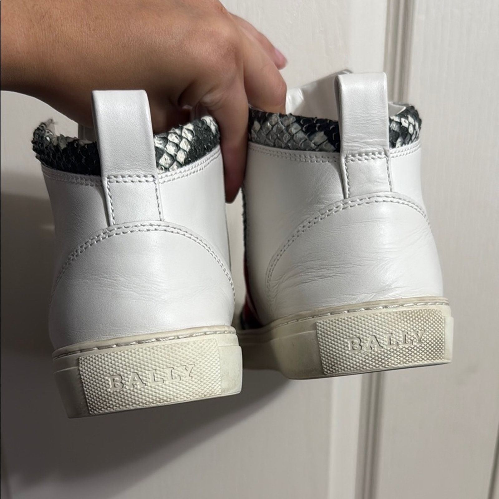 Bally Bally Hedern Snake Embossed White Leather High Top Sneakers Size US 9 / EU 42 - 4 Thumbnail