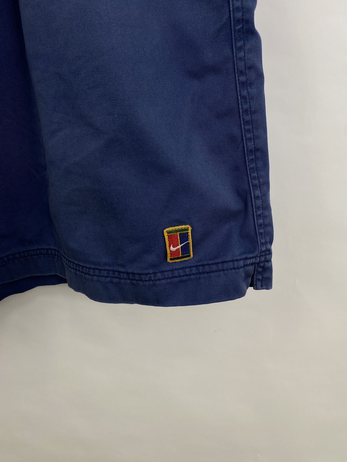 Nike 🇺🇸 Vintage 90s Nike Challenge Court Shorts Rare Retro Hype Size US 35 - 3 Thumbnail