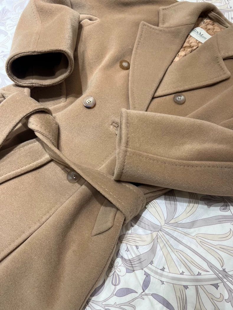 Max Mara Max Mara A timeless classic in classic colours Size S / US 4 / IT 40 - 5 Thumbnail