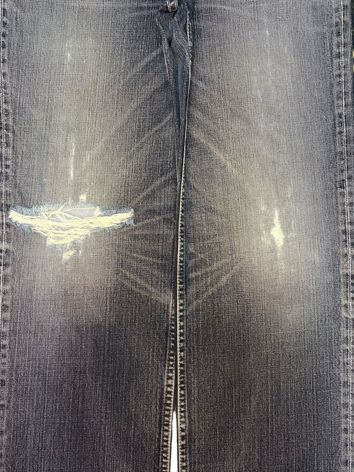 Levi's Vintage 90s Levis 502 Faded Wash Distressed Loose Jeans Size US 32 / EU 48 - 3 Thumbnail