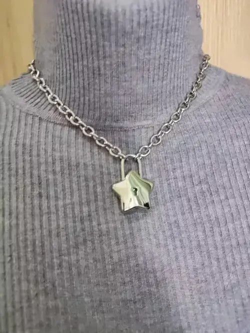 Other Stars Lock Streetwear Necklace Chain Size ONE SIZE - 2 Thumbnail