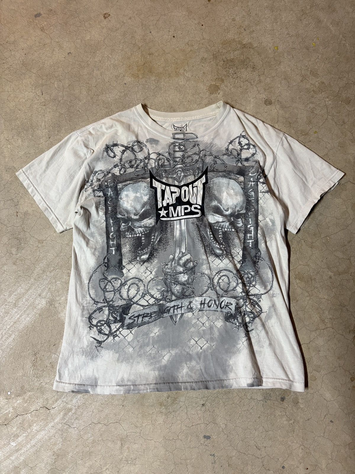 Tapout Vintage Tapout MPS Y2K Skull MMA Tee T-shirt White Large Size US L / EU 52-54 / 3 - 1 Thumbnail