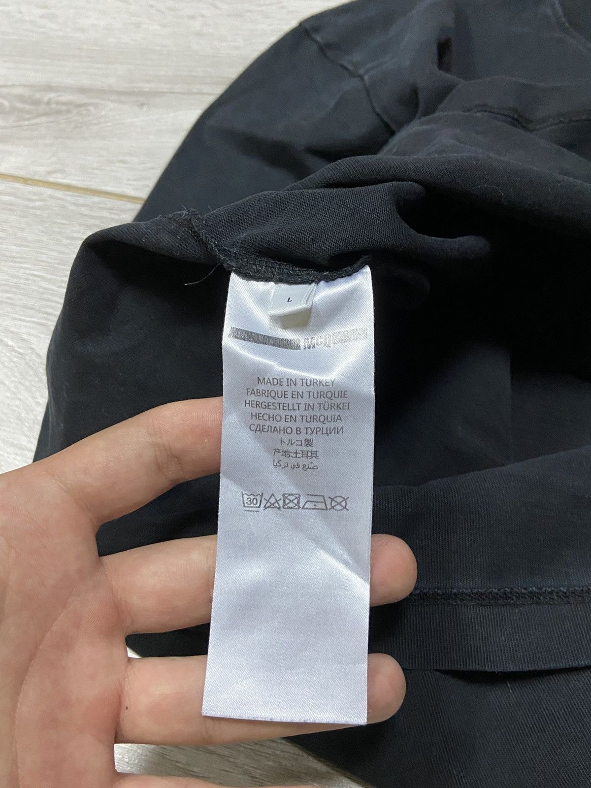 Alexander McQueen MCQ RARE Alexander McQueen Drone Unit vintage t-shirt Size US M / EU 48-50 / 2 - 6 Thumbnail