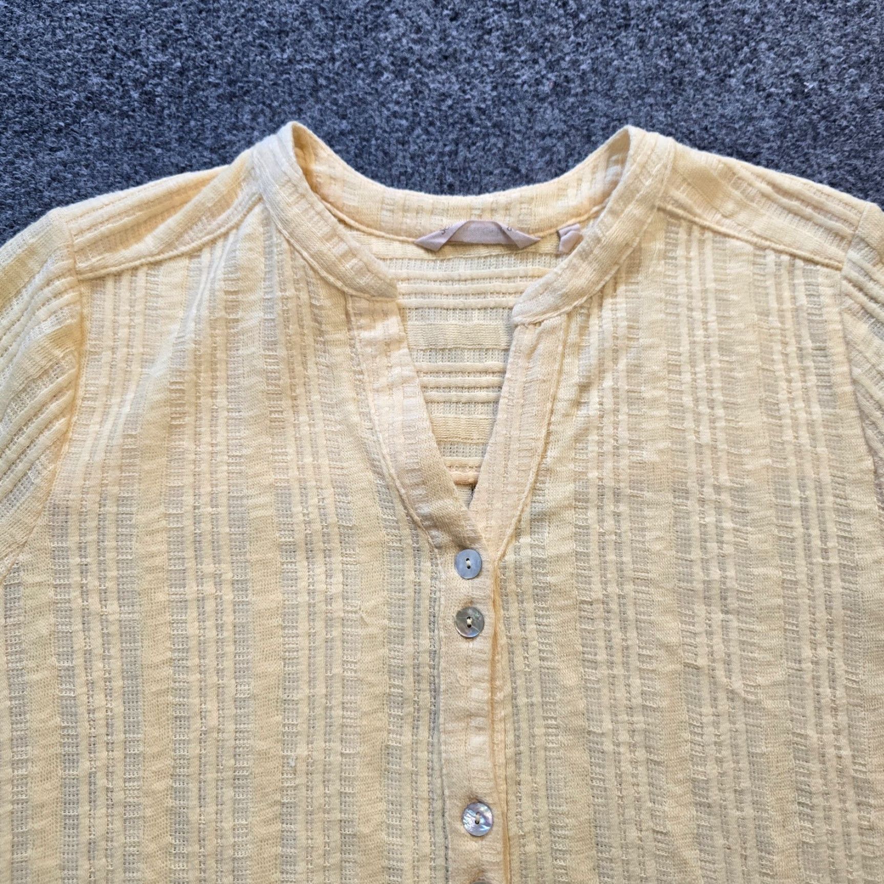 Soft Surroundings Soft Surroundings Top Womens XL Petite Yellow Ribbed Button Stretch Casual Blouse V-Neck 3/4 Sleeve Size XL / US 12-14 / IT 48-50 - 2 Thumbnail