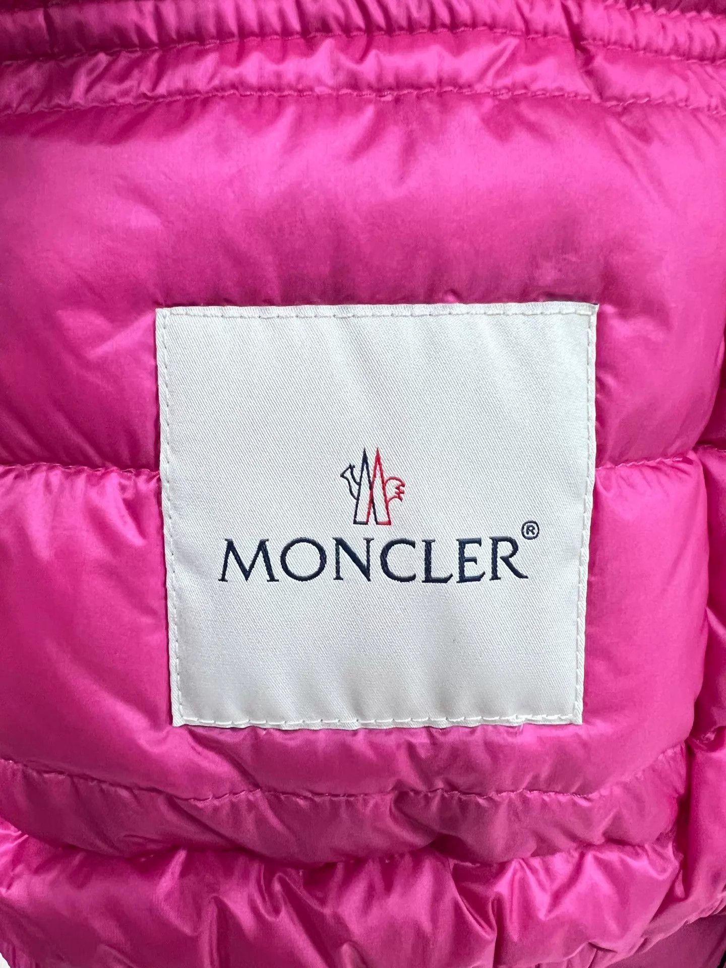 Moncler Moncler light down jacket pink arm patch Size 1 Size S / US 4 / IT 40 - 4 Thumbnail