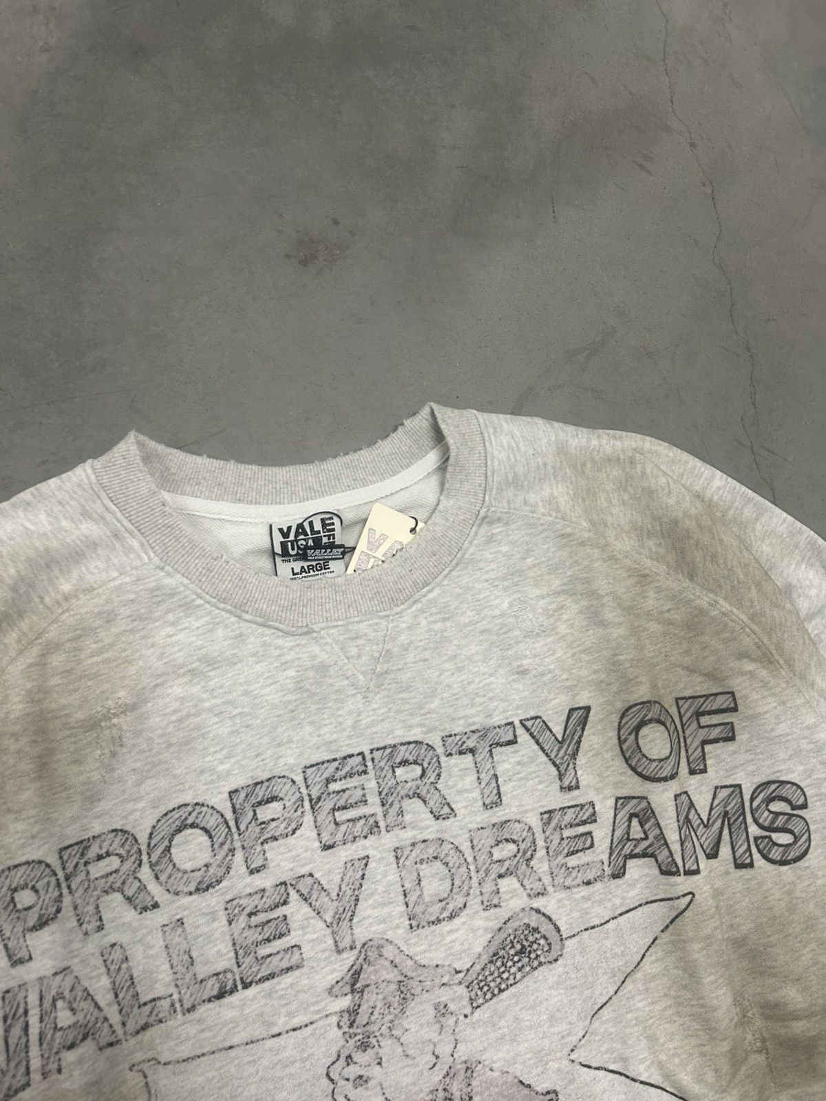 Vale Vale Forever Valley Dreams White Property Sweater Crewneck Size US L / EU 52-54 / 3 - 3 Thumbnail