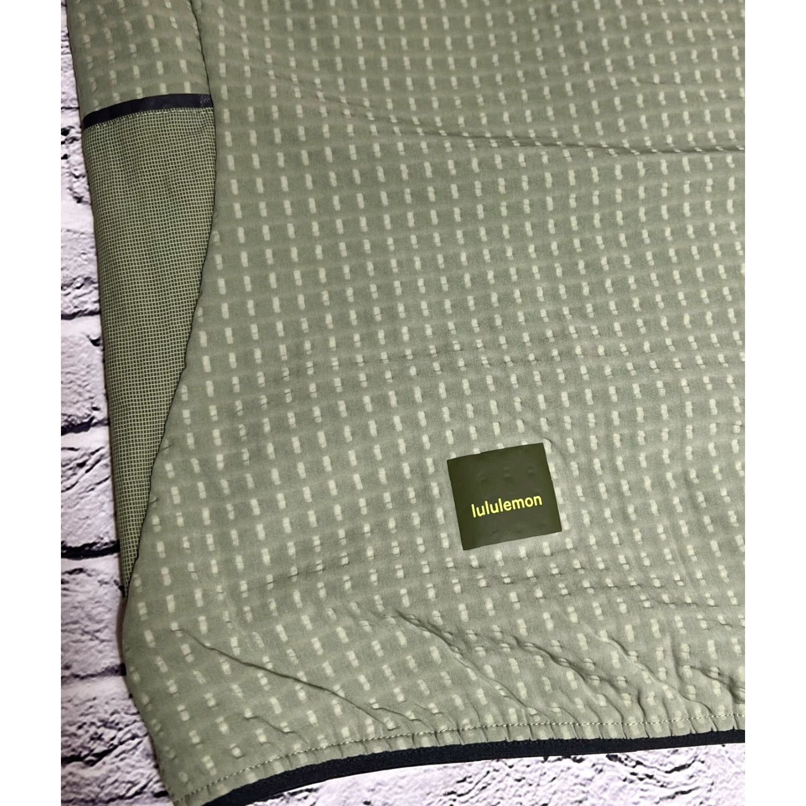 Lululemon Lululemon Men's Water-Repellent Fleece Hiking Vest Adult S Green Vest Mens Size US S / EU 44-46 / 1 - 5 Thumbnail