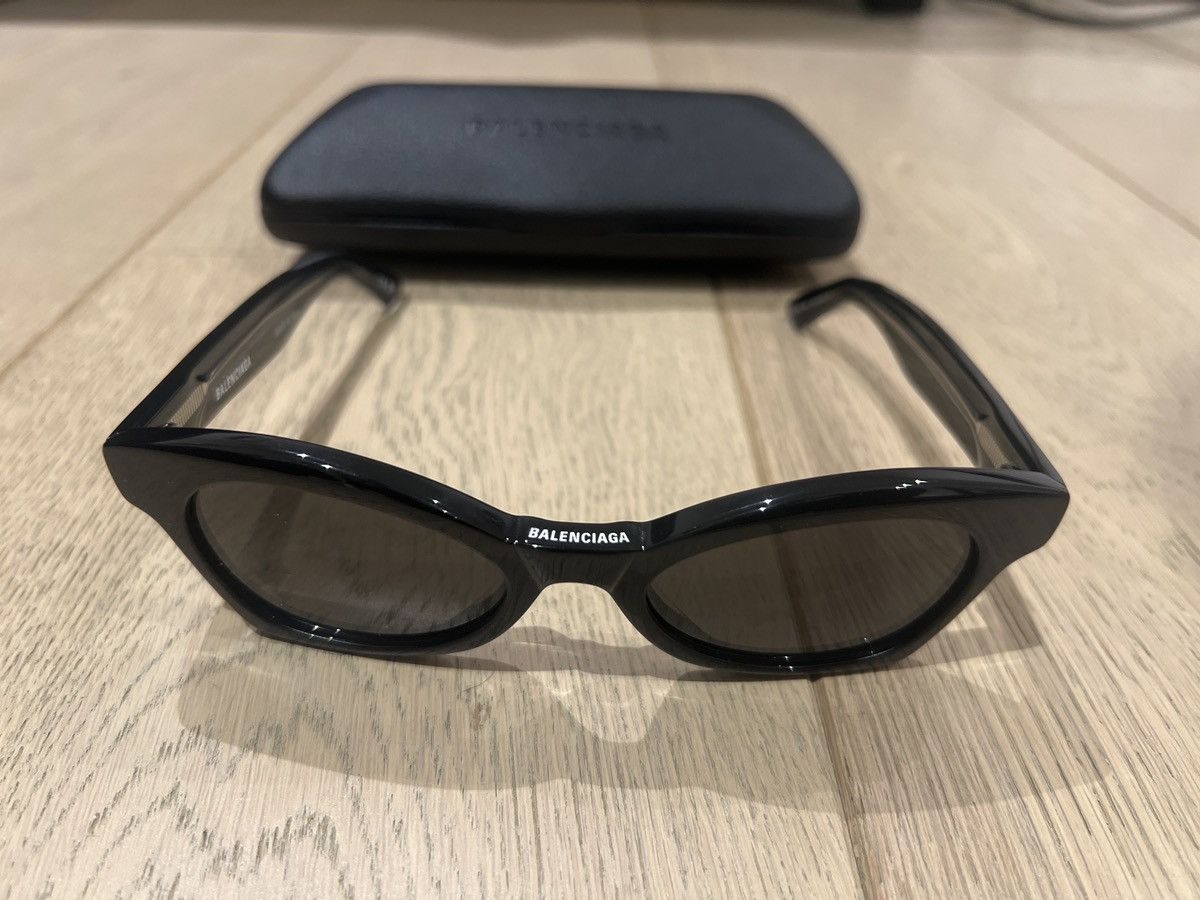 Balenciaga BALENCIAGA Black Cat-Eye Sunglasses Size ONE SIZE - 4 Thumbnail