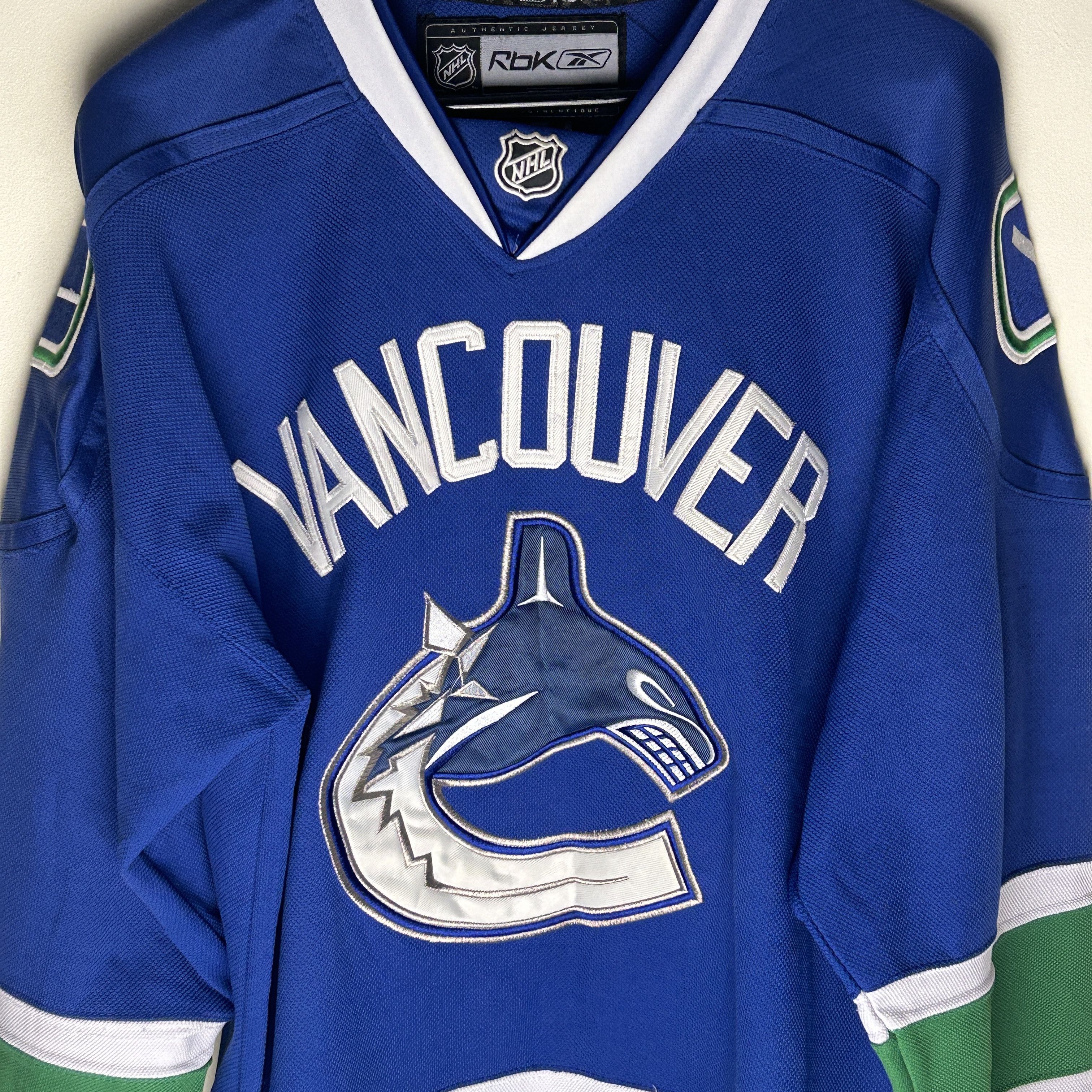 Reebok Vintage Vancouver Canucks Reebok NHL Jersey Size US XL / EU 56 / 4 - 3 Thumbnail