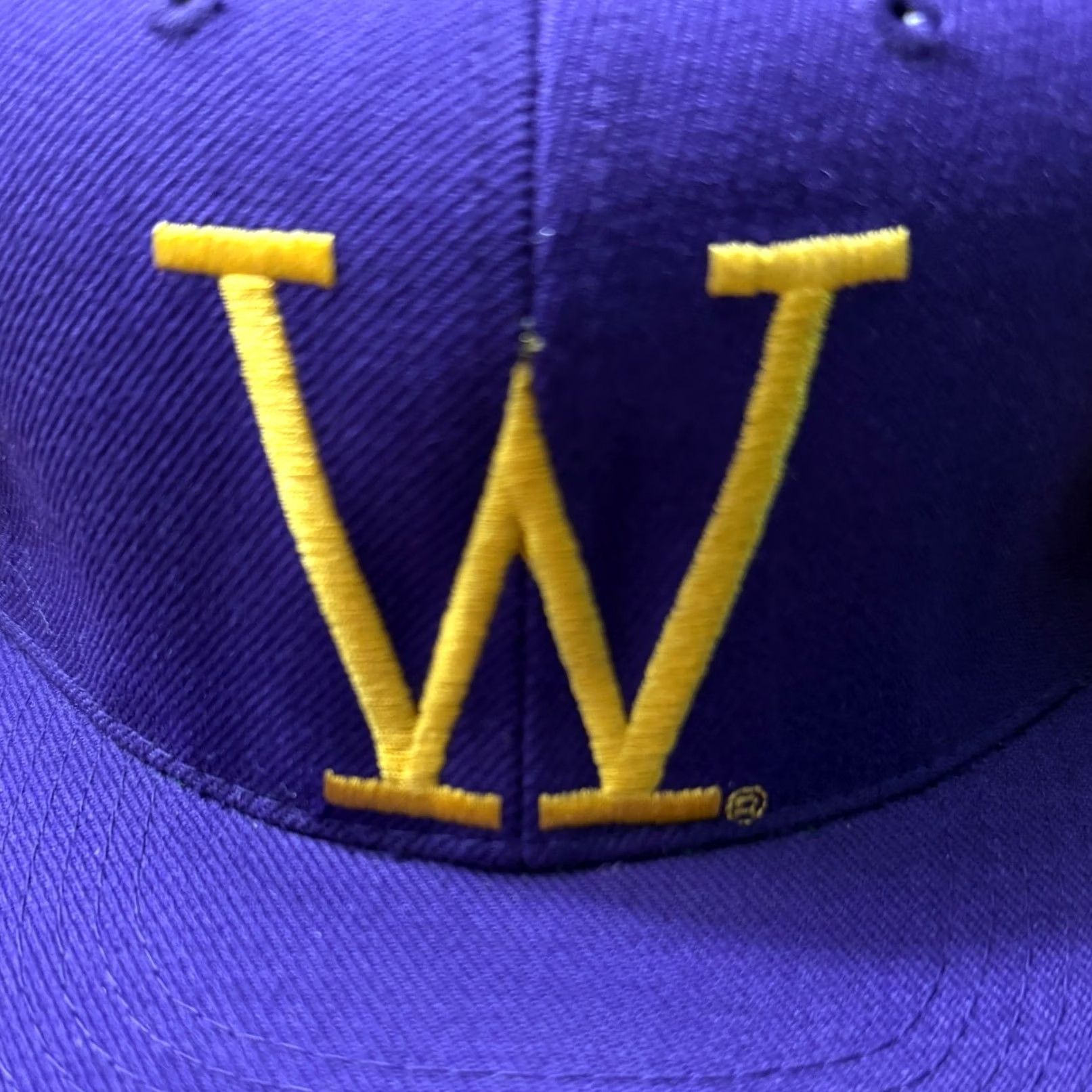 Sports Specialties VINTAGE Washington Huskies Fitted Hat Mens 6 7/8 Purple Wool Flat Bill Nike VTG Size ONE SIZE - 3 Thumbnail