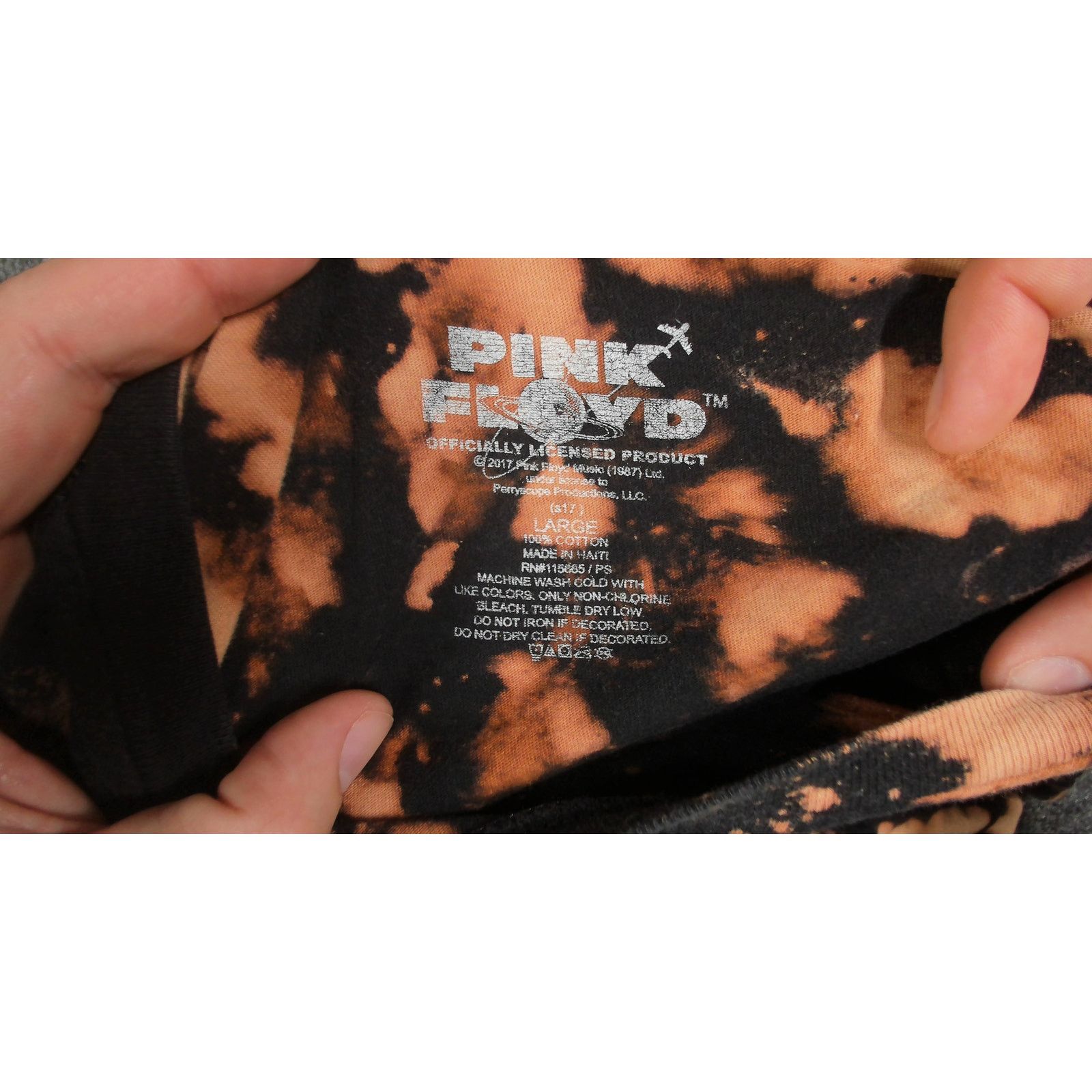 Pink Floyd Pink Floyd 2017 Custom Acid Wash Dark Side Tour Tee L Slim Size US L / EU 52-54 / 3 - 5 Thumbnail