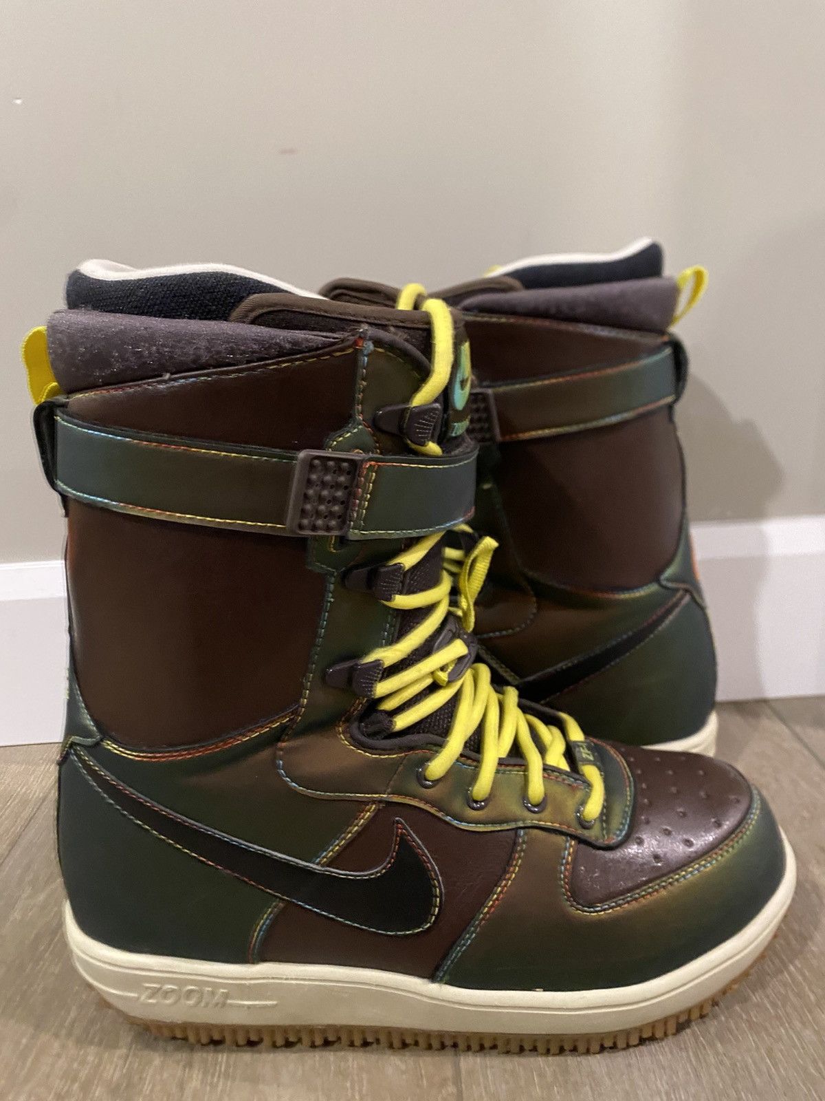 Nike SB Zoom Force 1 ブラウン スノーボードブーツ Nike Zoom Force 1 Snowboard Boots Brkrt Brown Size 8 334841
