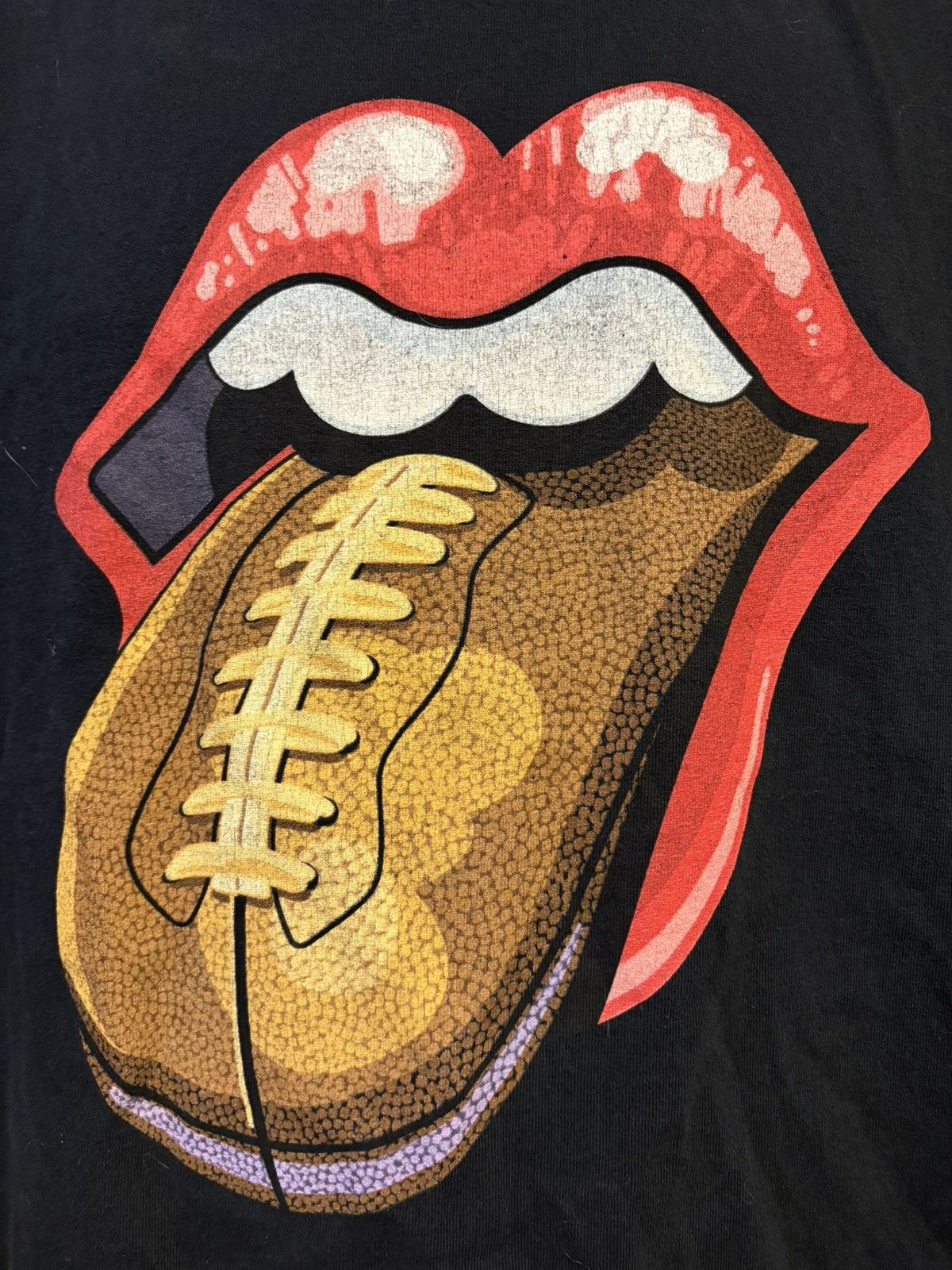 Band Tees Vintage Rolling Stones Tshirt Y2k Football Tongue Logo Grail Size US XL / EU 56 / 4 - 2 Thumbnail