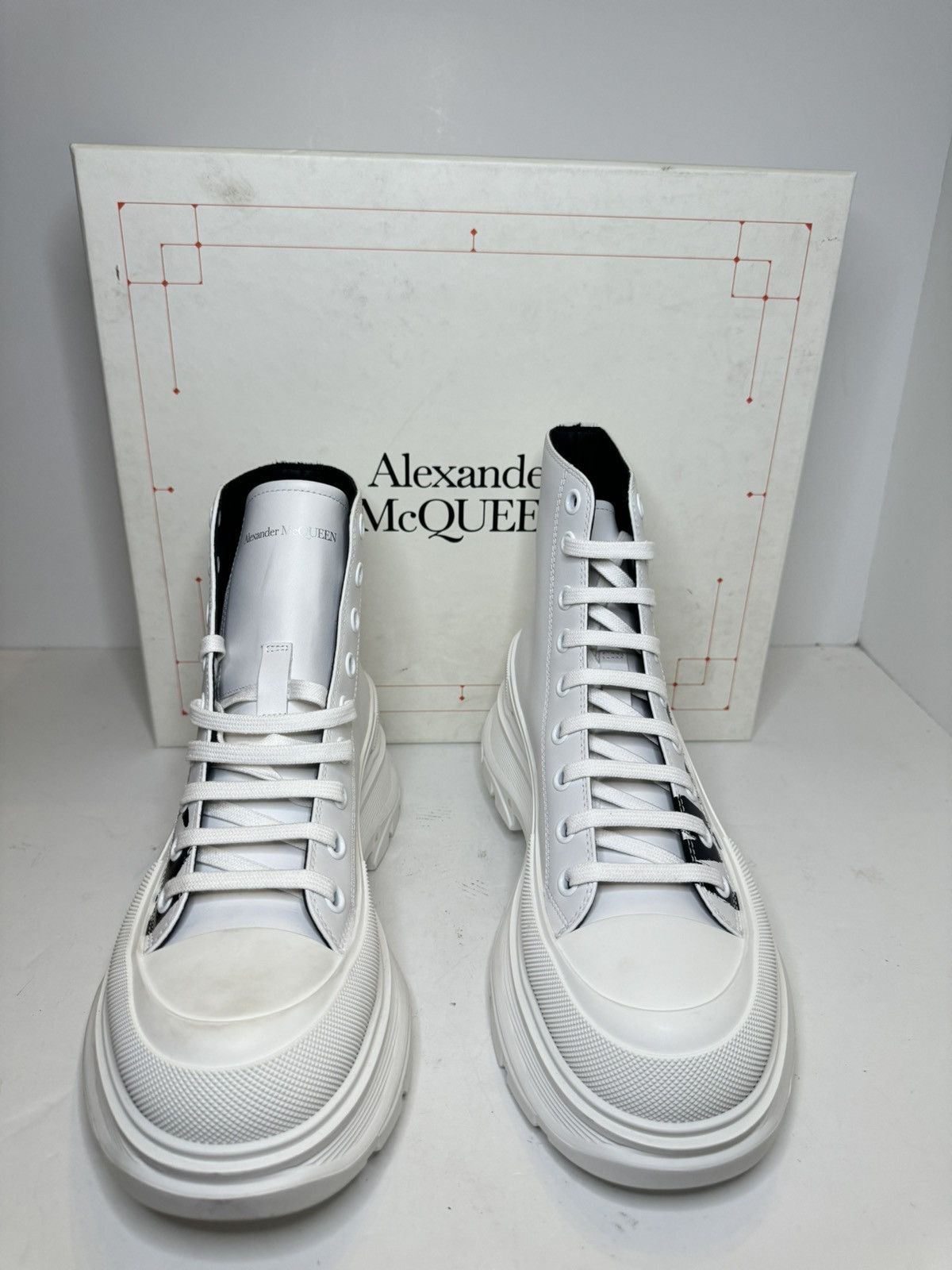 Alexander McQueen Alexander McQueen Men's White Graffiti Tread Slick Sneaker Size US 10 / EU 43 - 4 Thumbnail