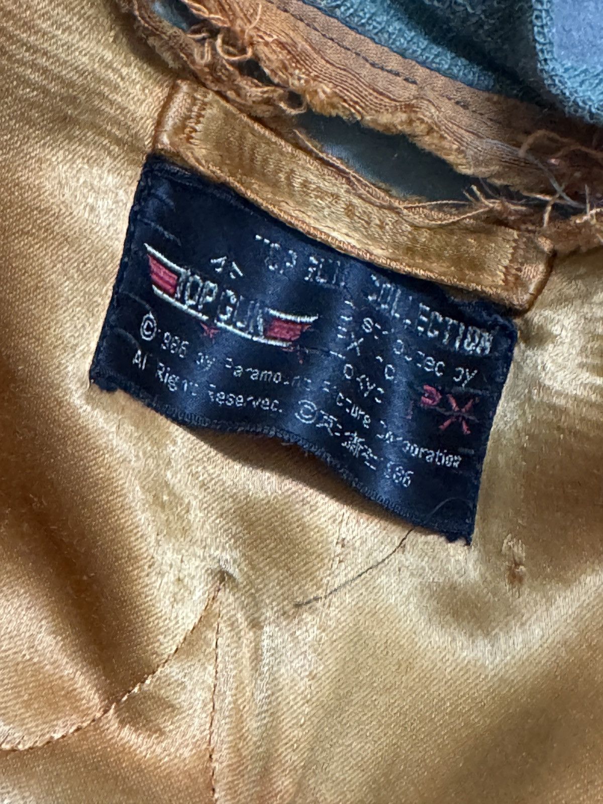 Vintage RARE VINTAGE 80’s TOP GUN BY PARAMOUNT BOMBER WITH SIGNATURE Size US M / EU 48-50 / 2 - 3 Thumbnail