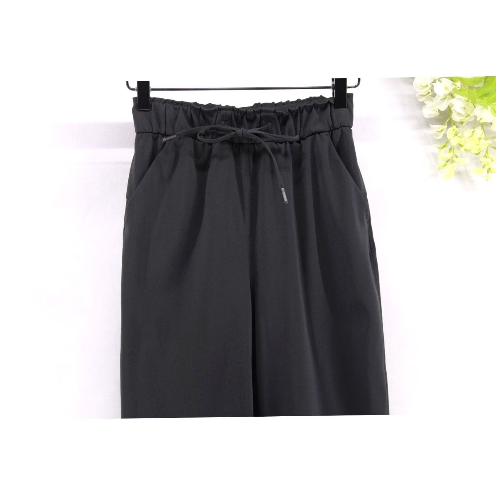 Lululemon Lululemon Women's Pants 2 Jogger 7/8 High-Rise Black Travel Slim Tapered Nulu Gym & Training, Running & Jogging, Walking Mens Womens Girls Boys Size 26" / US 2 / IT 38 - 3 Thumbnail