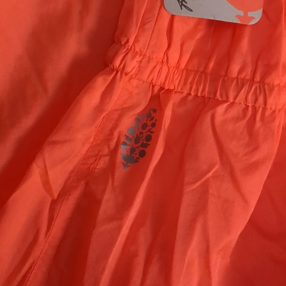 Free People Free people tropic red/verm hot watermelon jumpsuit size XS Size 22" - 7 Thumbnail