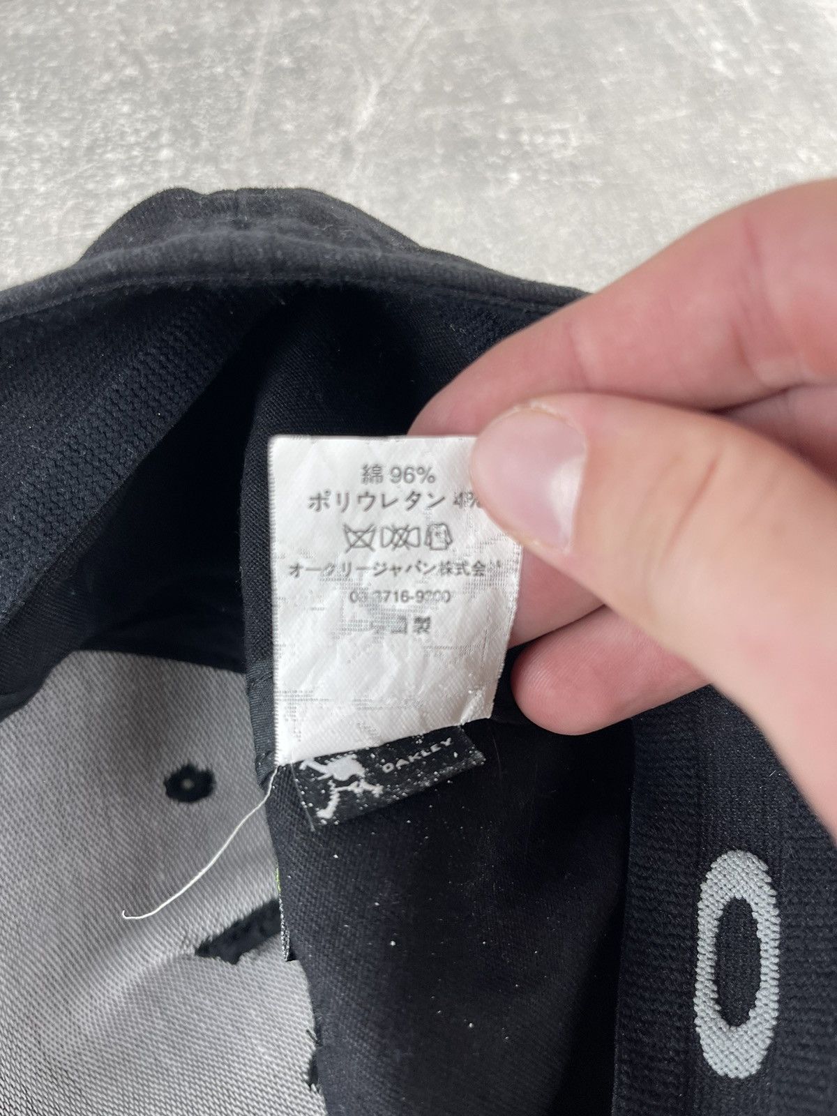 Oakley Oakley Guam Vintage Cap Distressed Print Stretch Fit Hat Size ONE SIZE - 8 Thumbnail