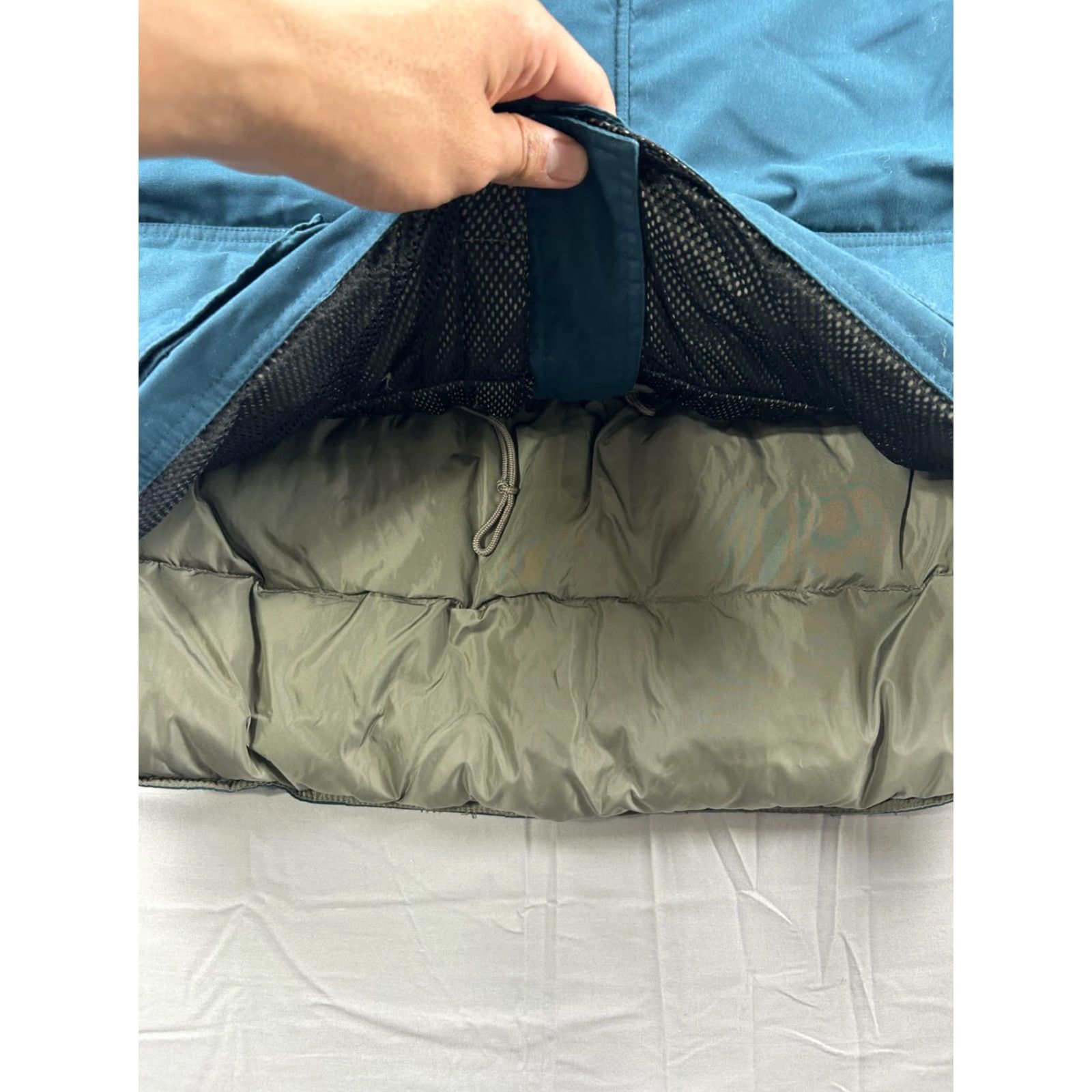 Vintage Cabela's Premier Northern Goose Down Vest Mens Large Blue Zip Puffer Insulated Vest Size US L / EU 52-54 / 3 - 4 Thumbnail