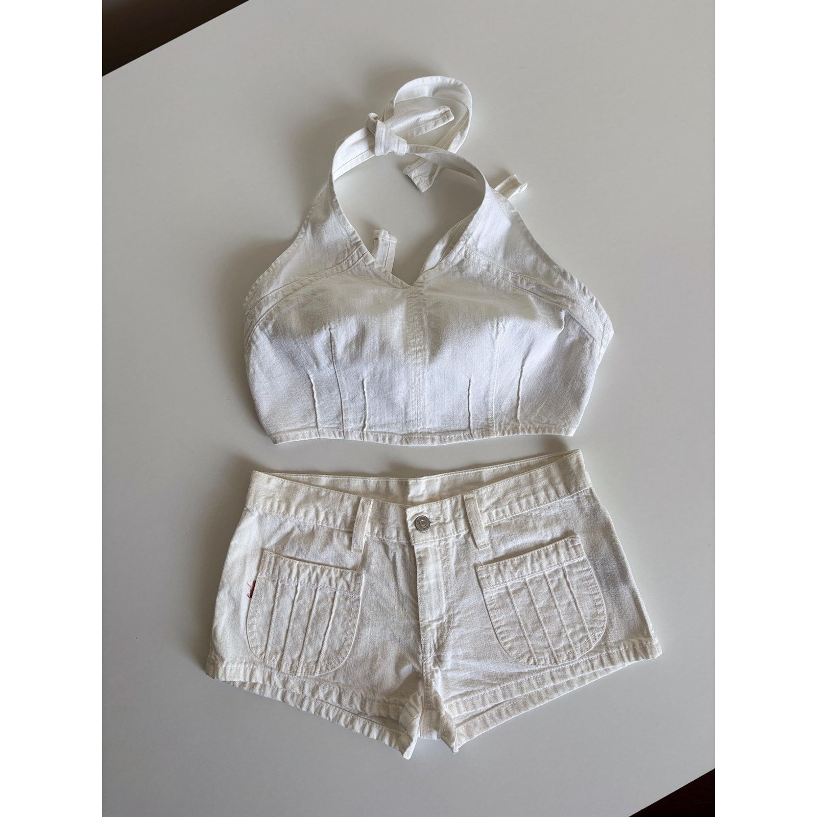 Japanese Brand × Levi's × Levi's Vintage Clothing Vintage Levi's White Denim Two Piece Set Crop Top Shorts Y2K Size 26" / US 2 / IT 38 - 3 Thumbnail