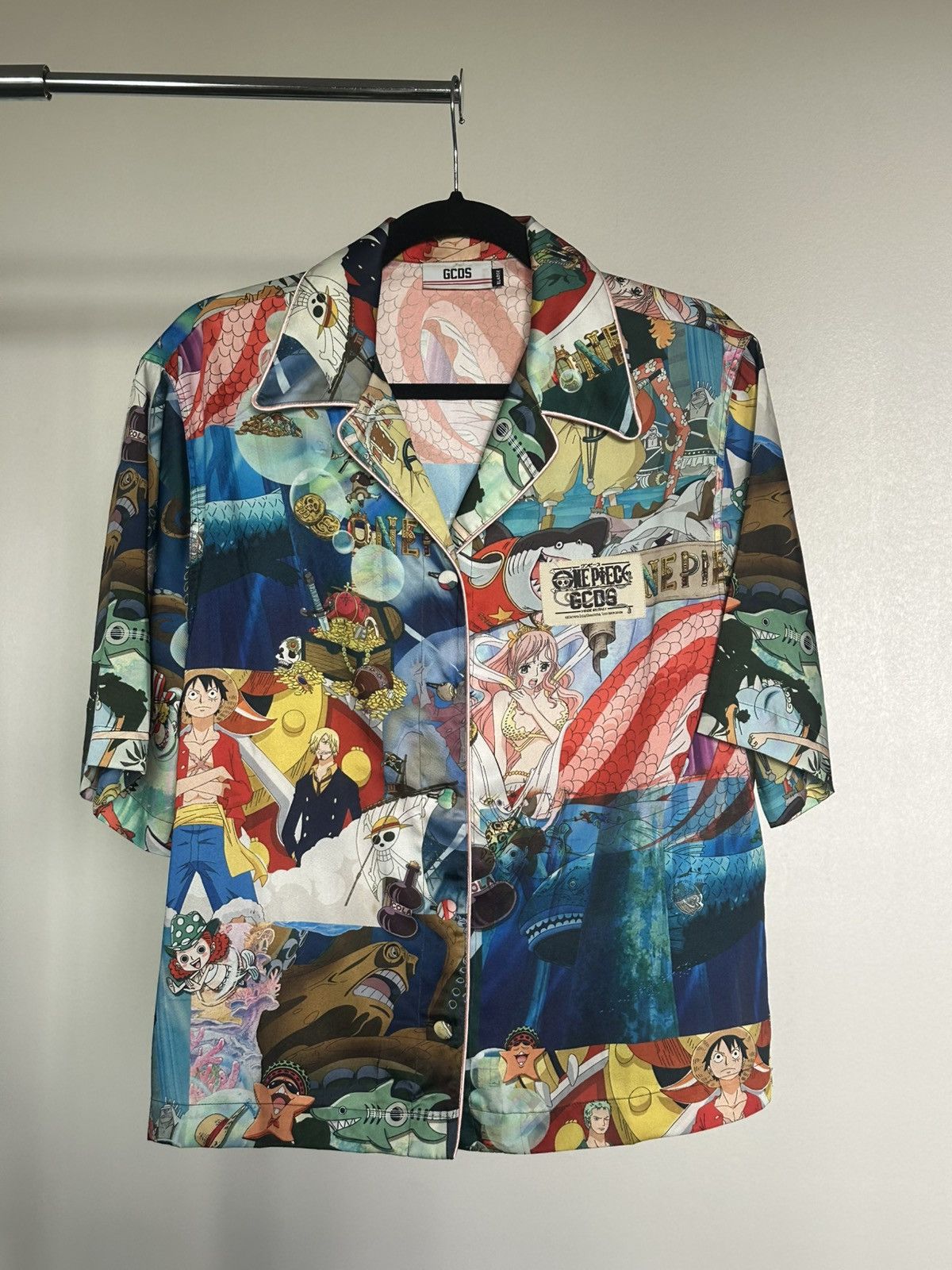 GCDS GCDS anime silk short sleeve button down Size US S / EU 44-46 / 1 - 1 Thumbnail