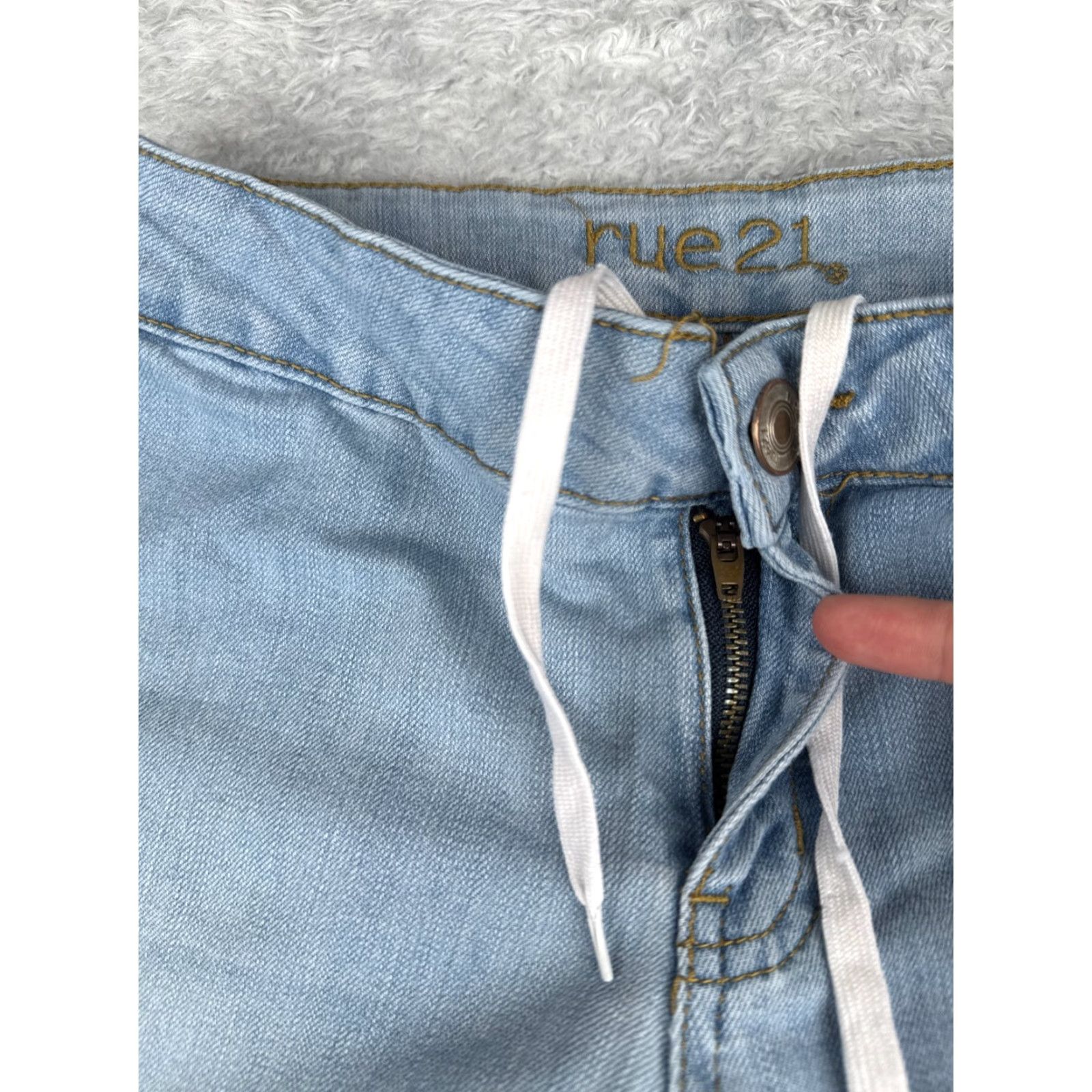 Vintage Wild Fable Jeans Juniors Blue Denim High Rise Flare 27x33 Regular 5-Pocket Cotton Blend 90s Womens Jeans Size 25" / US 0 / IT 36 - 5 Thumbnail