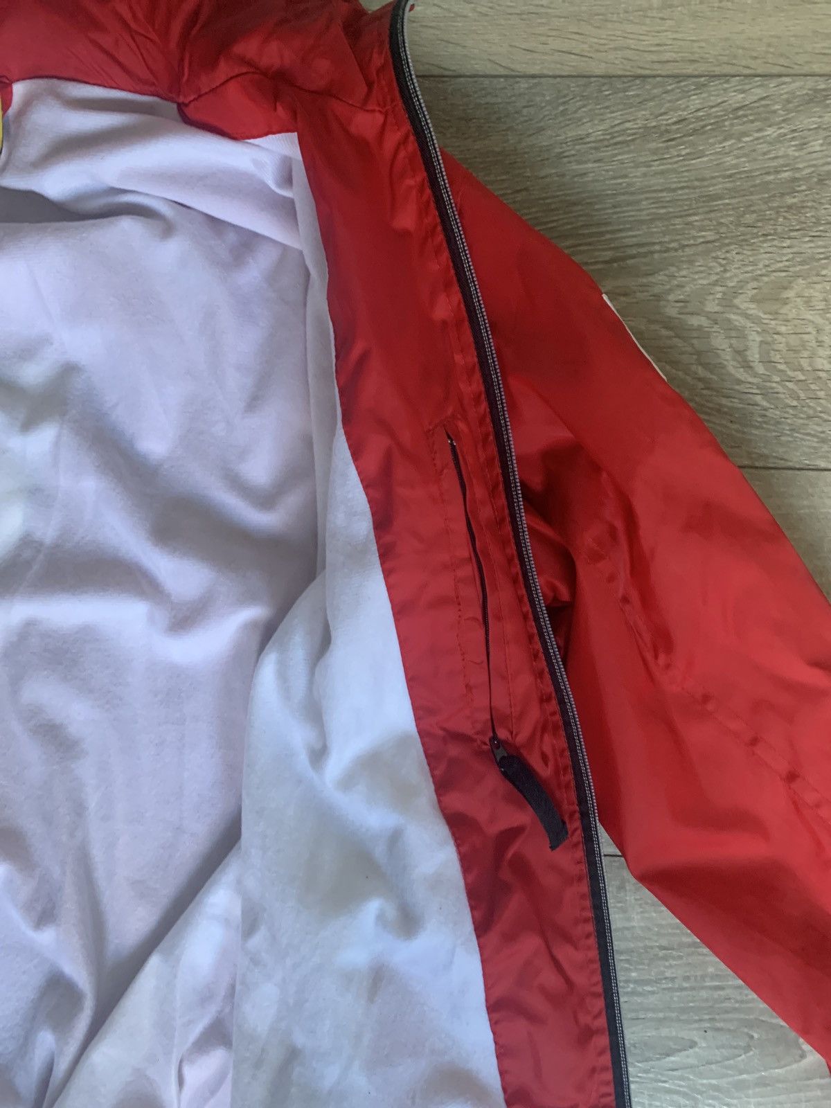 Ferrari × Vintage Vintage 00s Red Ferrari Light Jacket Size US M / EU 48-50 / 2 - 5 Thumbnail