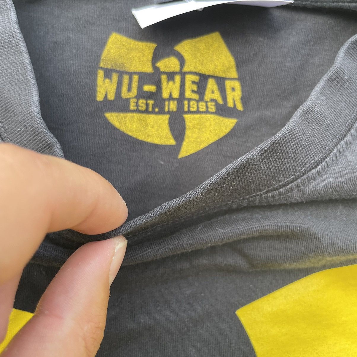 Band Tees Wutang Clan Vintage Tshirt Size US XL / EU 56 / 4 - 3 Thumbnail