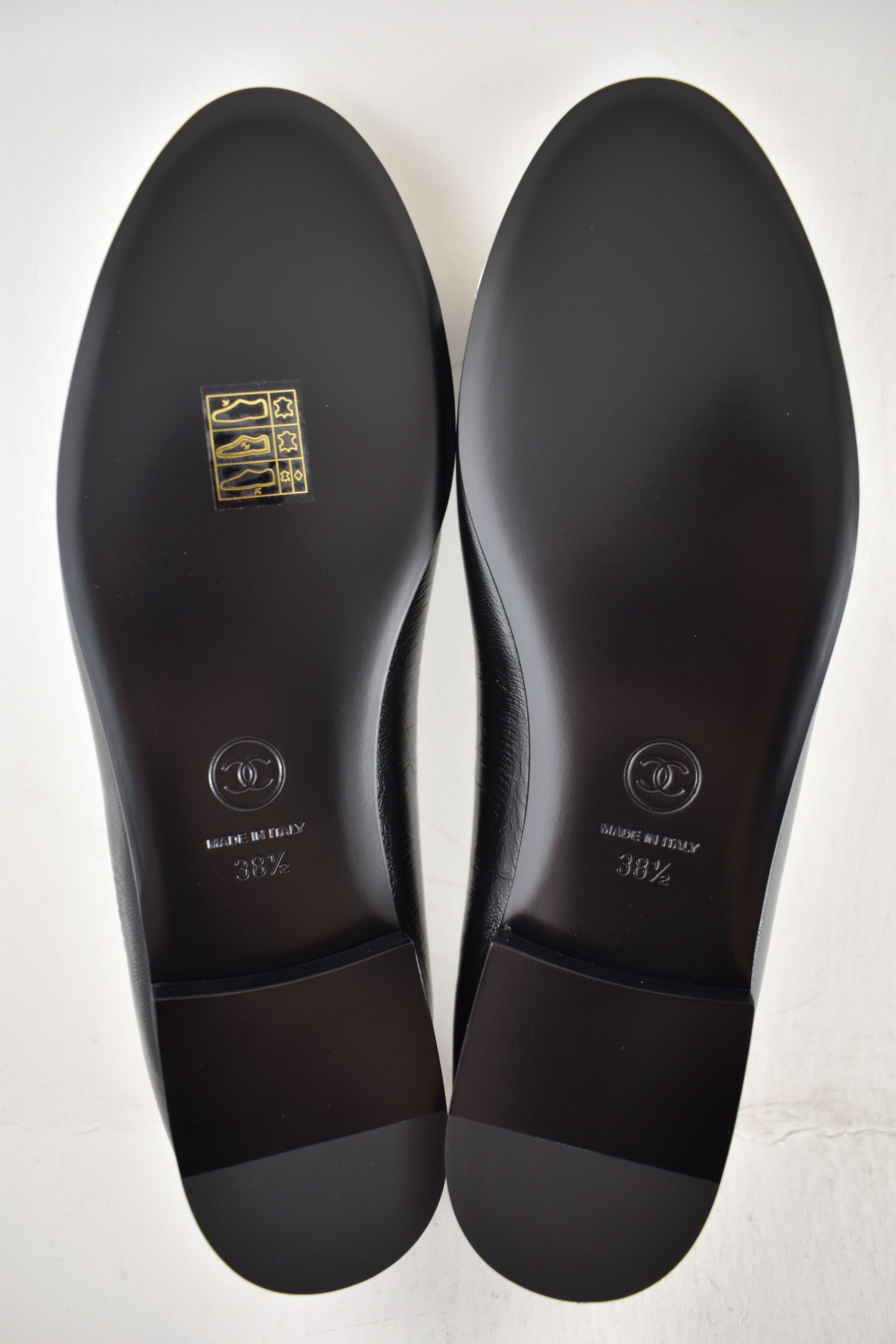 Chanel 26S White Crumpled Shiny Lambskin Ballet Ballerina Flat 38.5 Size US 8.5 / IT 38.5 - 21 Thumbnail