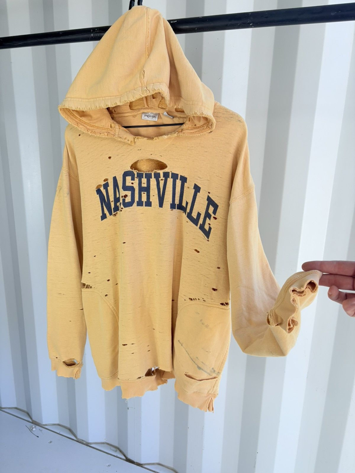 Vintage Thrashed Nashville Faded Sweatshirt Distressed ERD Grunge Size US XL / EU 56 / 4 - 6 Thumbnail