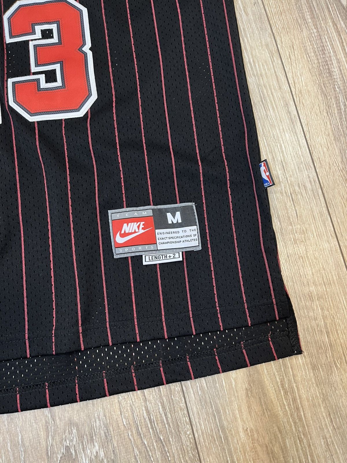 Nike ☄️NIKE JORDAN VINTAGE CHICAGO BULLS BASKETBALL JERSEY 23 Size US M / EU 48-50 / 2 - 5 Thumbnail