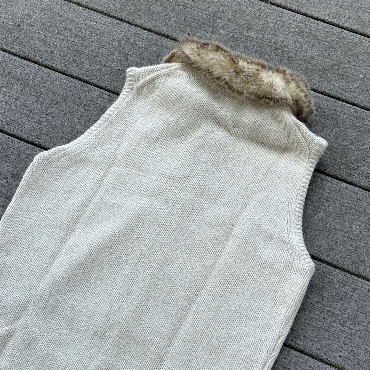 Eddie Bauer Eddie Bauer Knit Zip Vest Faux Fur Collar Womens M Cream Size M / US 6-8 / IT 42-44 - 2 Thumbnail