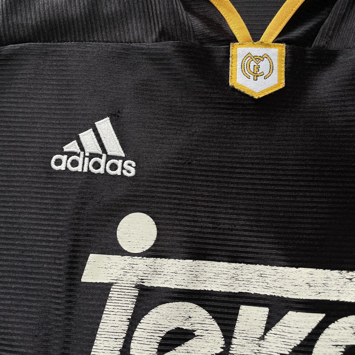Adidas Vintage Real Madrid Away Jersey Shirt Rare 1999/2001 size L Size US L / EU 52-54 / 3 - 9 Thumbnail